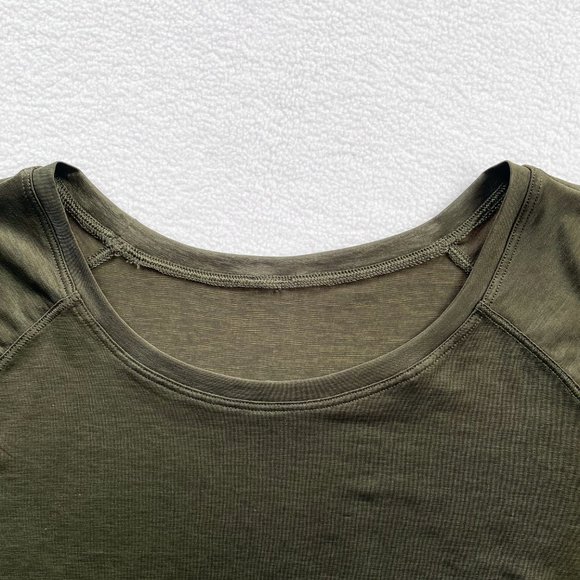 Lululemon Dark Olive Open Up Tie Back Tee size 4 - Picture 8 of 13